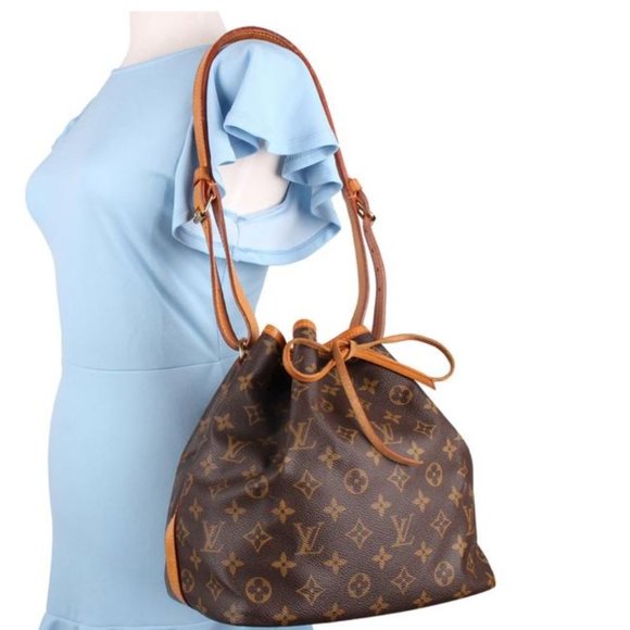 Louis Vuitton Handbags - 💎✨Authentic✨💎 Louis Vuitton Petit Noe